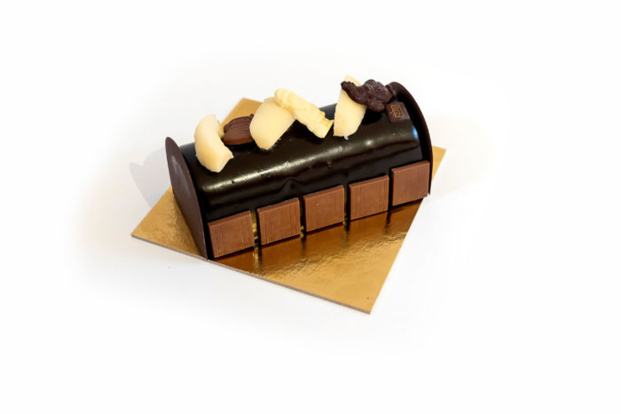 buches moderna cioccolato e pera scaled - Atelier Gourmand